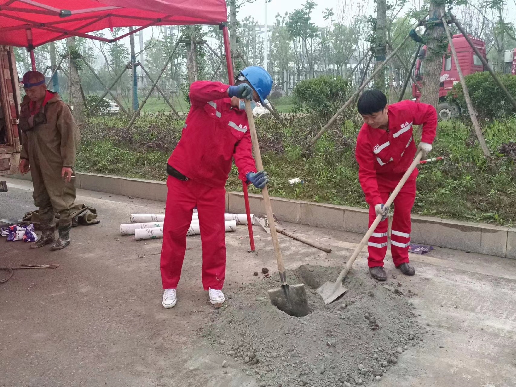 马尾管道疏通哪家好】及时进行市政管道清淤